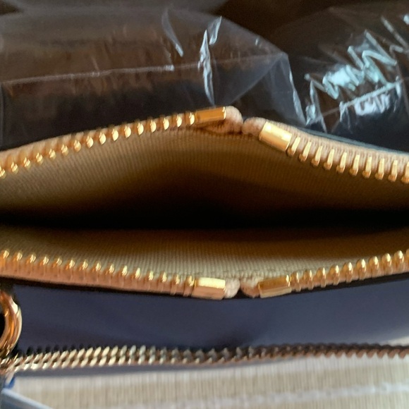 💖 PRISTINE‼️ Authentic Chloé Baylee Bicolor Tote Bag in Navy/Blue✨✨✨ - Picture 7 of 16